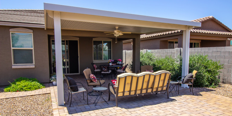 5 Benefits of Patio Covers for Your Backyard